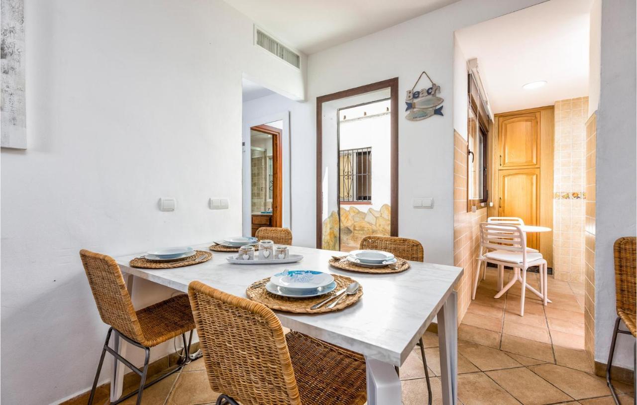 Gorgeous Home In Marbella With Kitchen Zewnętrze zdjęcie